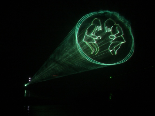 Lasershow Maschsee   100.jpg